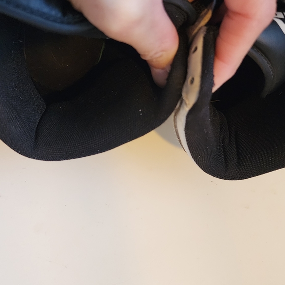 Puma Kids High-Top Sneakers - Black and White - Picture 5 of 7